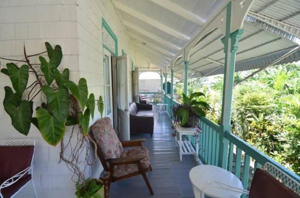 Holiday Home - Guest House Порт-Антонио Экстерьер фото